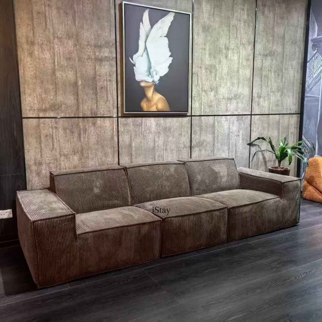 iStay Monark Sofa