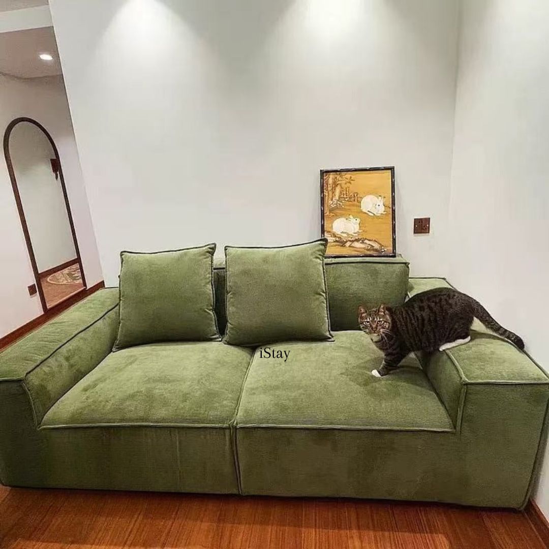 iStay Monark Sofa