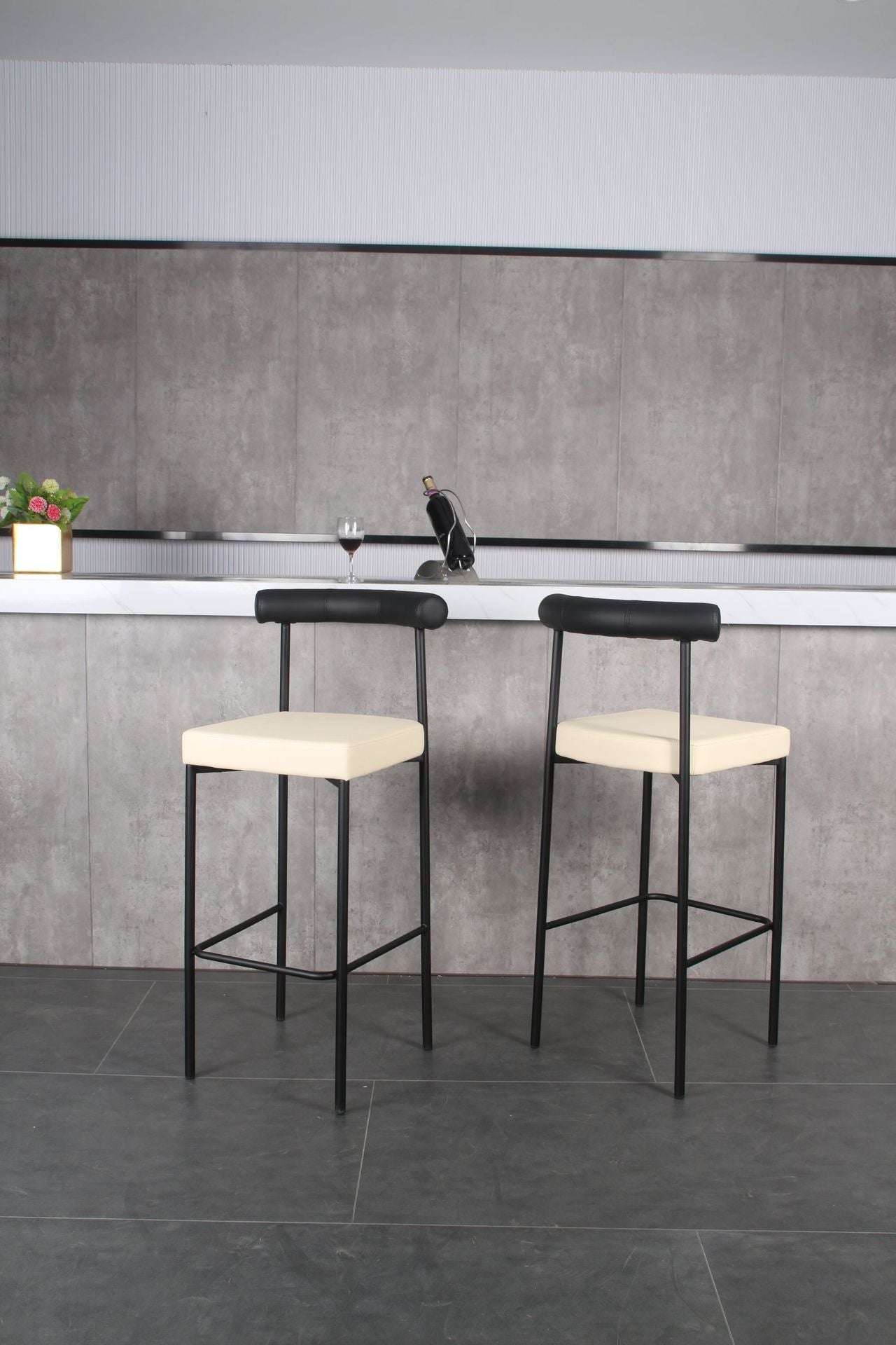 iStay Classic Chic Bar Chair High Chair