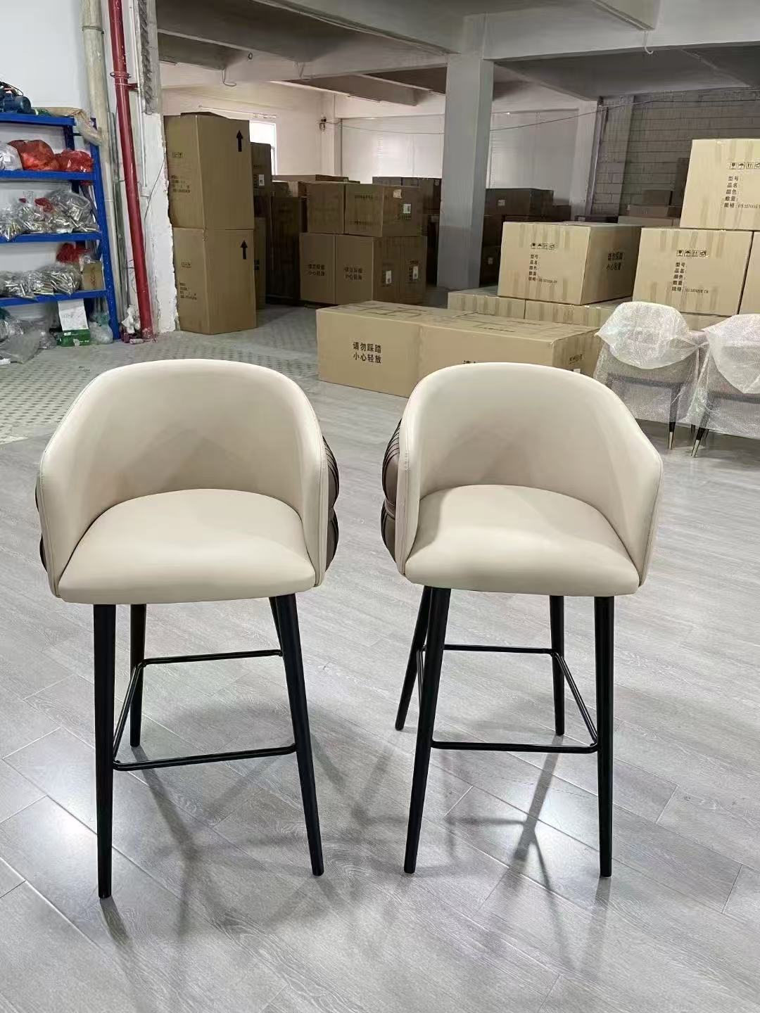 iStay Majesta Stool Bar