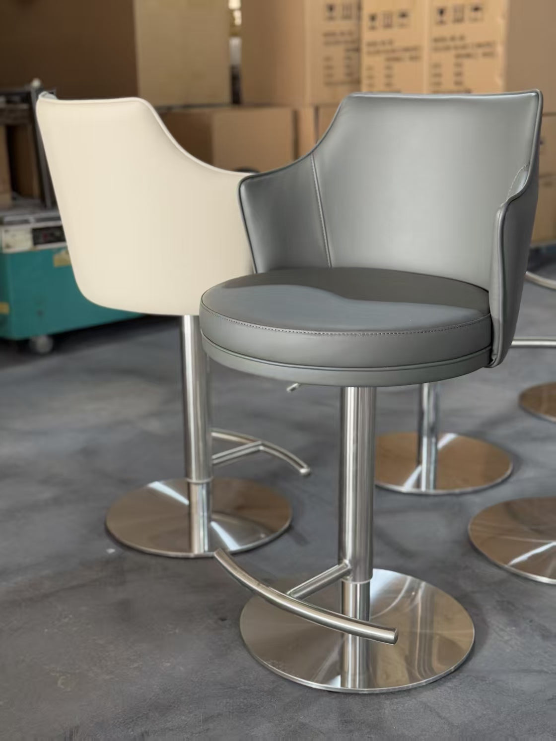 iStay Jameson Stool Bar