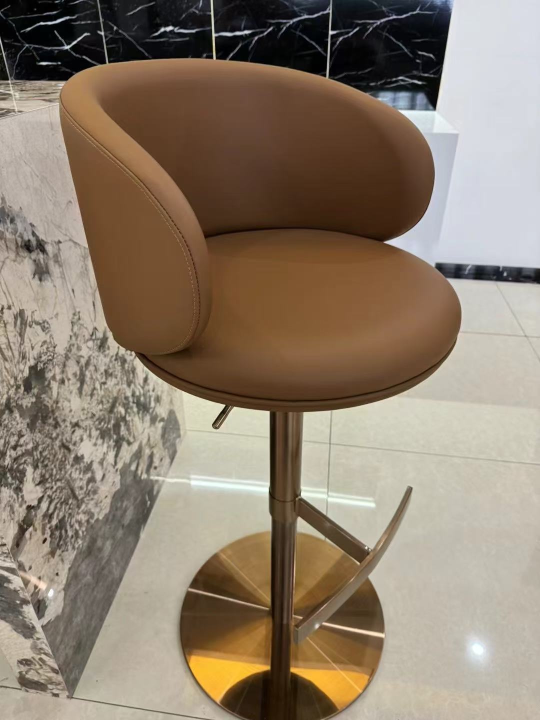 iStay Lucy Luxe Stool Bar